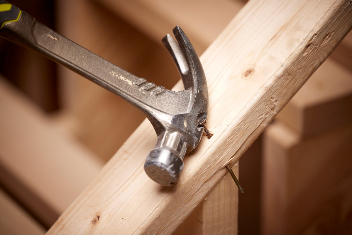 20OZ. STEEL CURVED CLAW HAMMER | RYOBI