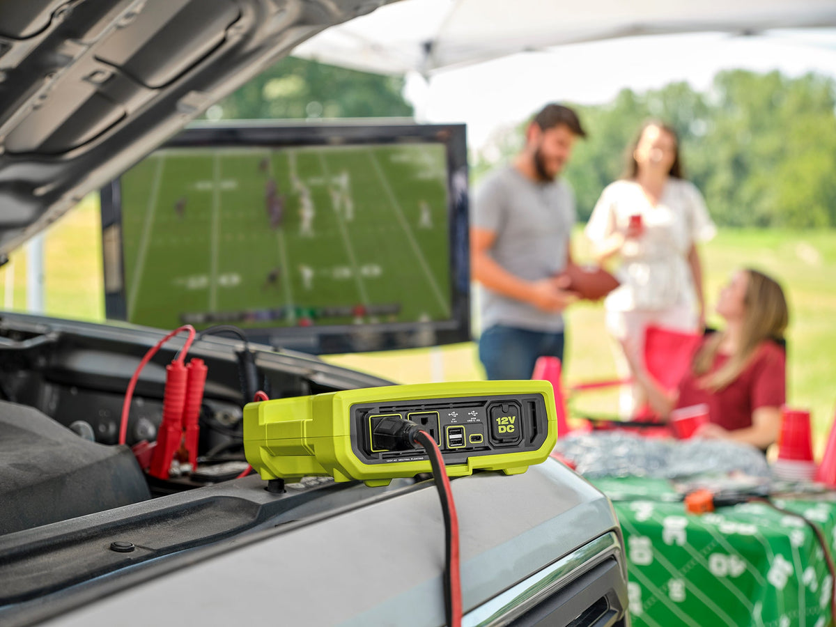 18V ONE+ 800-WATT AUTOMOTIVE POWER INVERTER | RYOBI