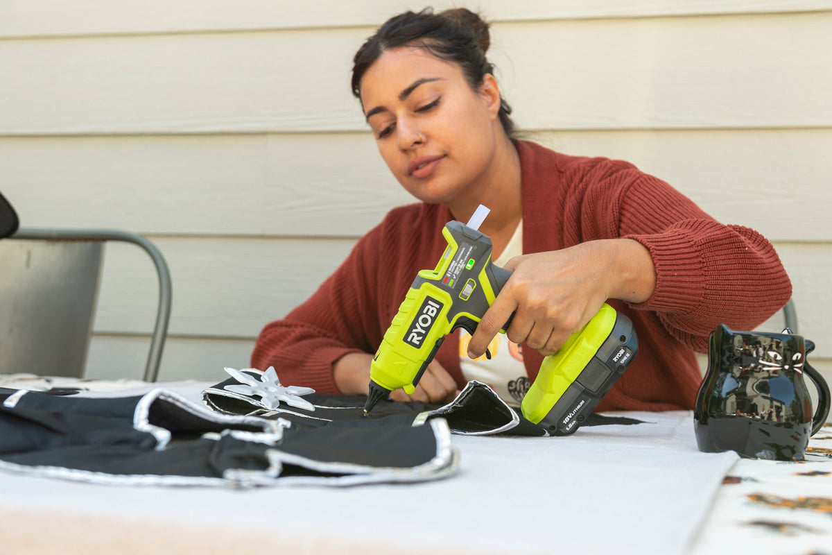 12 PC. ALL PURPOSE FULL SIZE GLUE STICKS | RYOBI