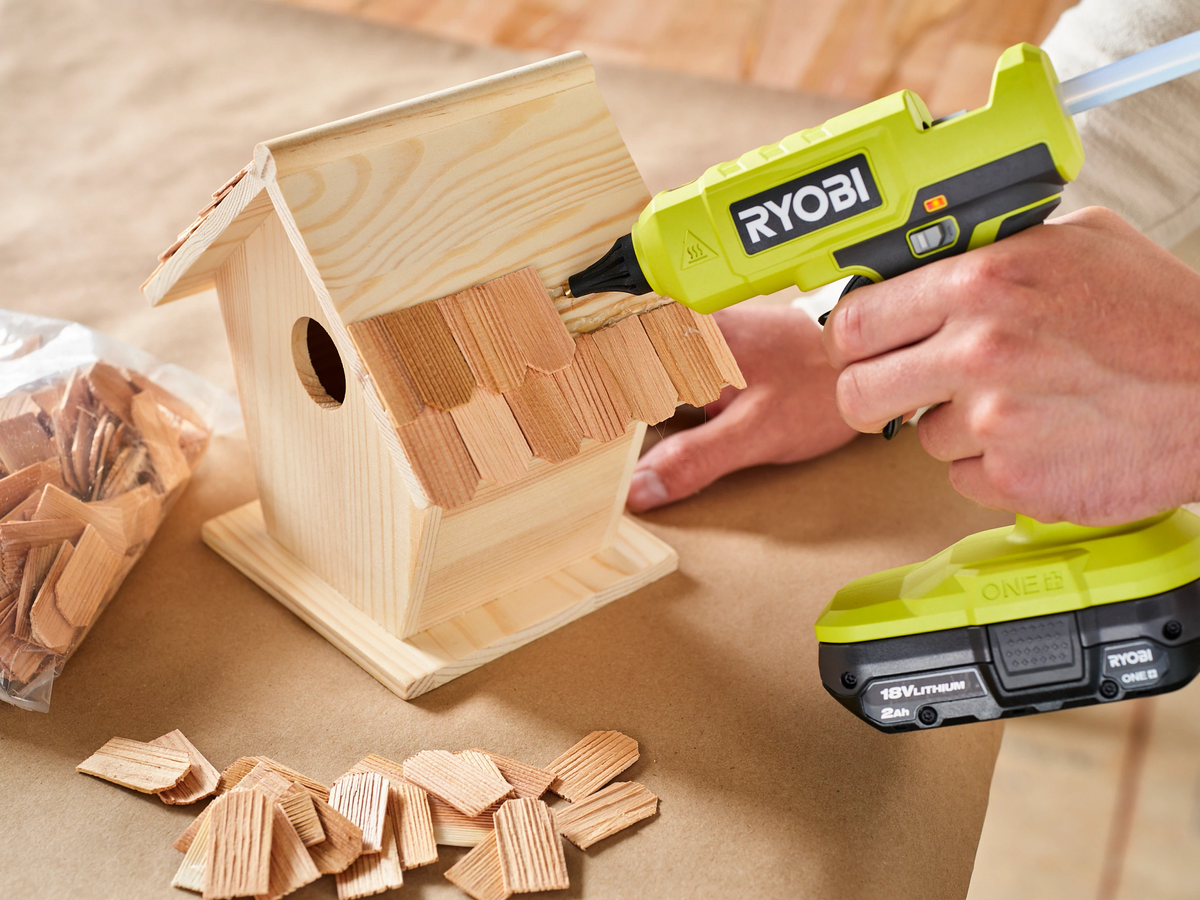 18V ONE+ GLUE GUN | RYOBI