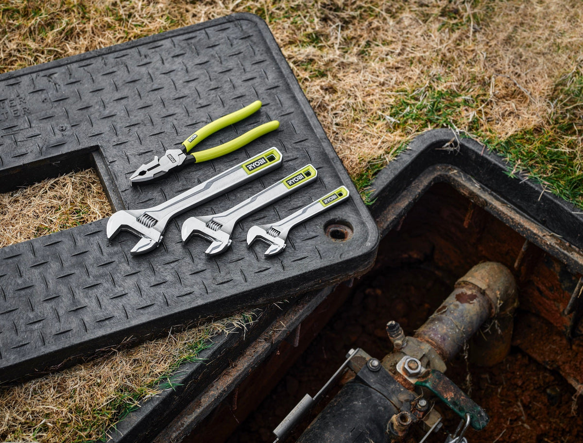 10″ ADJUSTABLE WRENCH | RYOBI