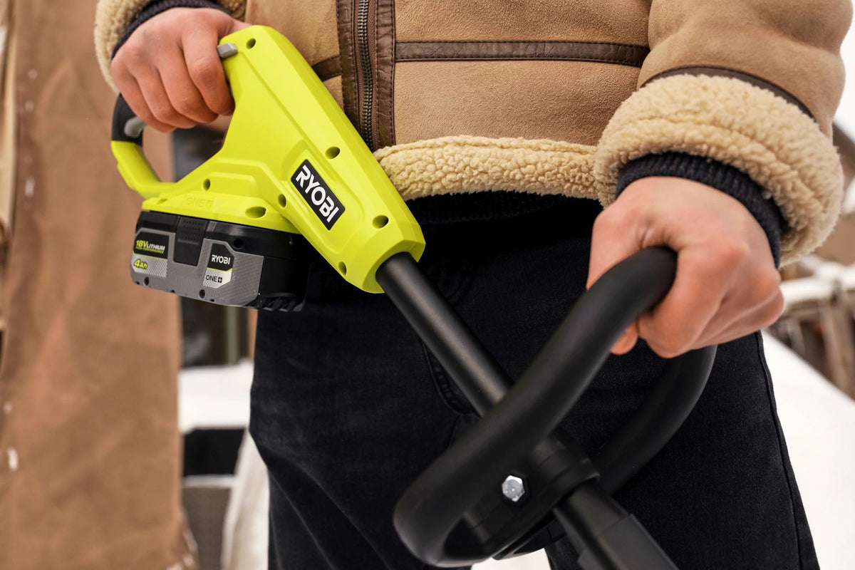18V ONE+ 10″ SNOW SHOVEL | RYOBI
