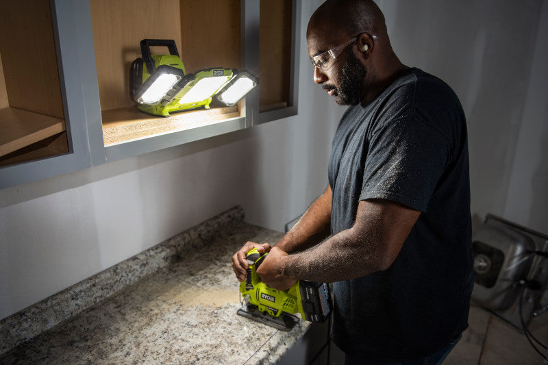 18V ONE+ HYBRID LED PANEL LIGHT | RYOBI