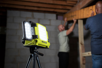 18V ONE+ HYBRID LED PANEL LIGHT | RYOBI