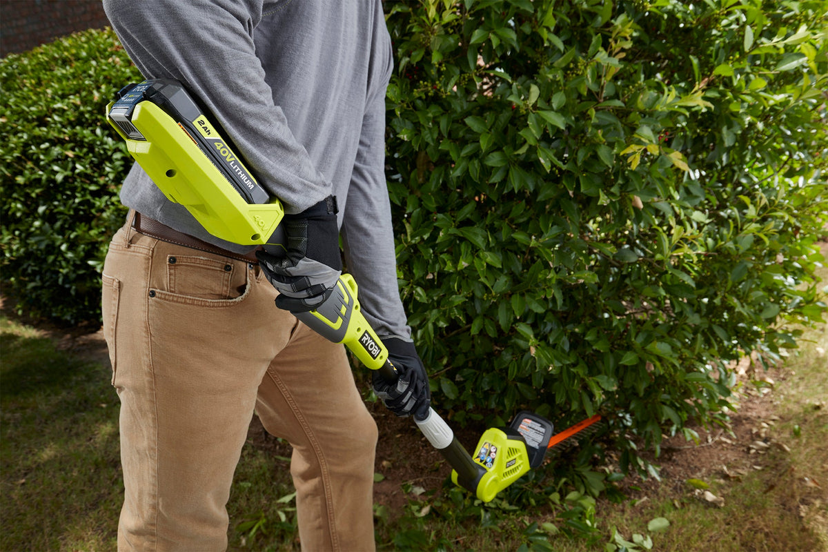 40V 18″ POLE HEDGE TRIMMER KIT | RYOBI