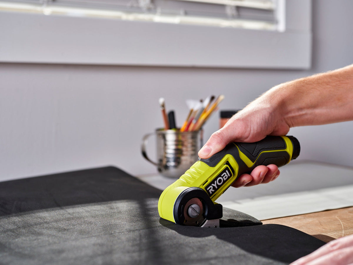 USB LITHIUM POWER CUTTER KIT | RYOBI