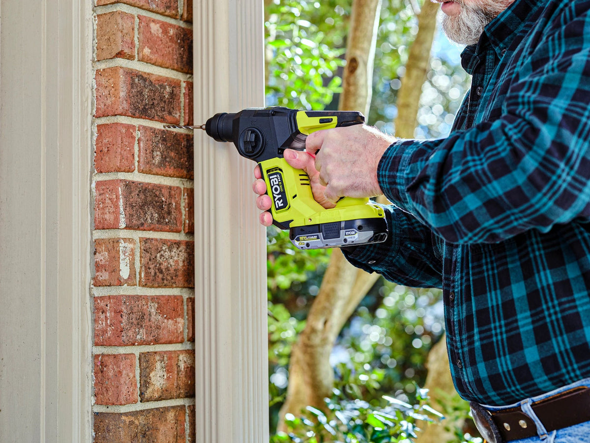 18V ONE+ HP COMPACT BRUSHLESS 5/8″ SDS-PLUS ROTARY HAMMER KIT | RYOBI