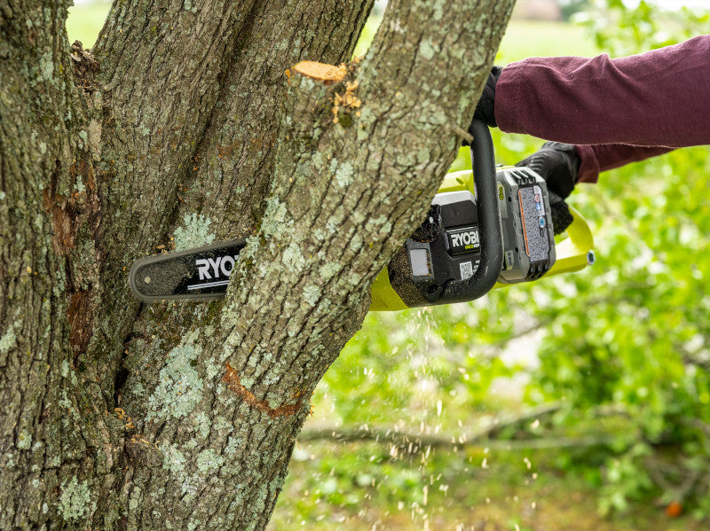 18V ONE+ HP BRUSHLESS WHISPER SERIES 12″ CHAINSAW KIT | RYOBI