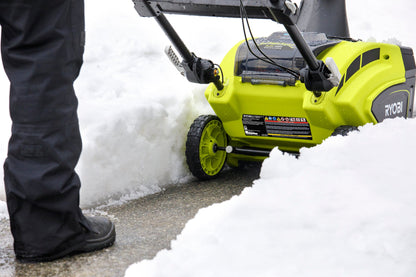 40V HP BRUSHLESS 21″ SNOW THROWER KIT | RYOBI