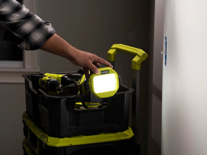 18V ONE+ LED CLAMP LIGHT KIT | RYOBI