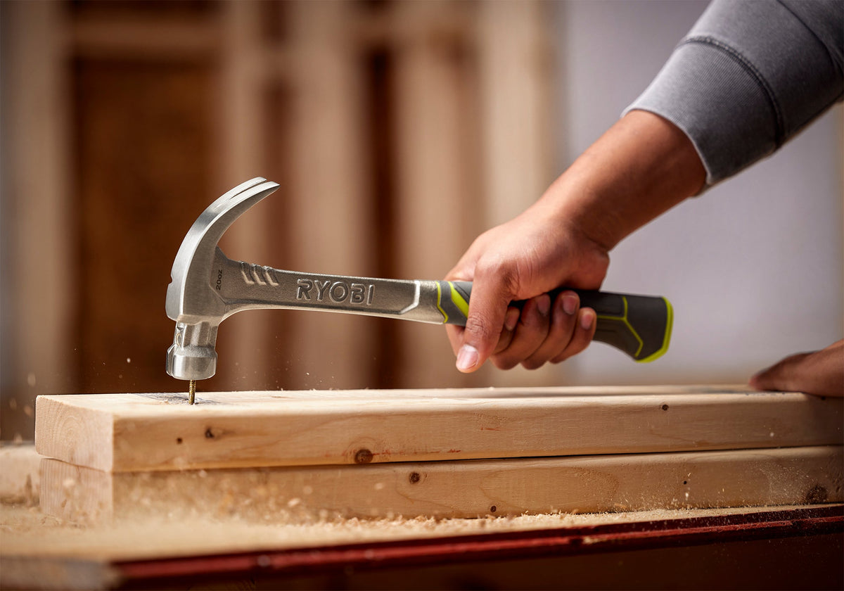 20OZ. STEEL CURVED CLAW HAMMER | RYOBI
