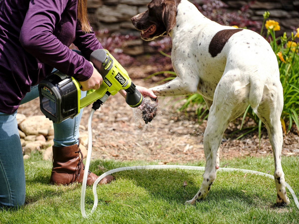 EZCLEAN GARDEN HOSE SPRAY HEAD | RYOBI