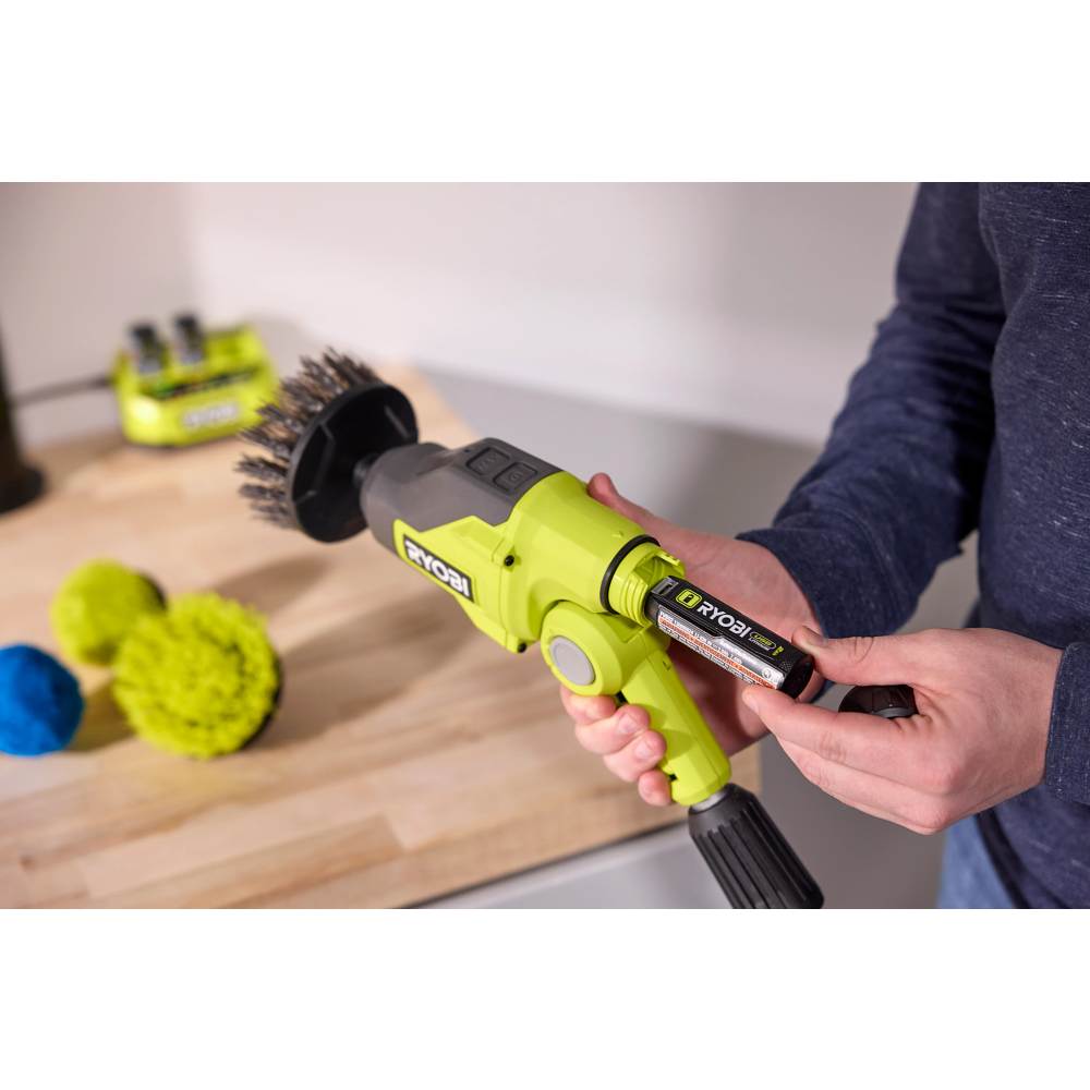 USB LITHIUM TELESCOPING POWER SCRUBBER KIT | RYOBI