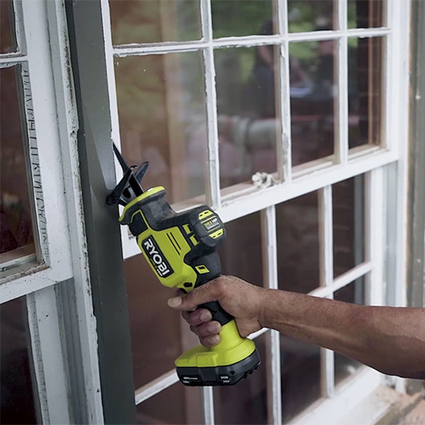 18V ONE+ HP COMPACT BRUSHLESS ONE-HANDED RECIPROCATING SAW | RYOBI