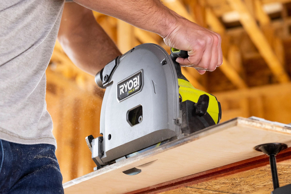 55″ ACCESSORY TRACK | RYOBI