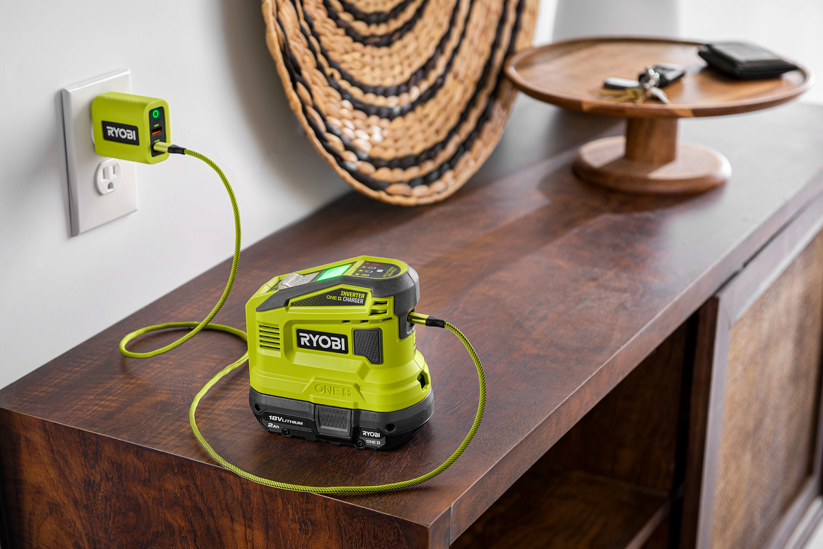 30 WATT USB WALL CHARGER | RYOBI